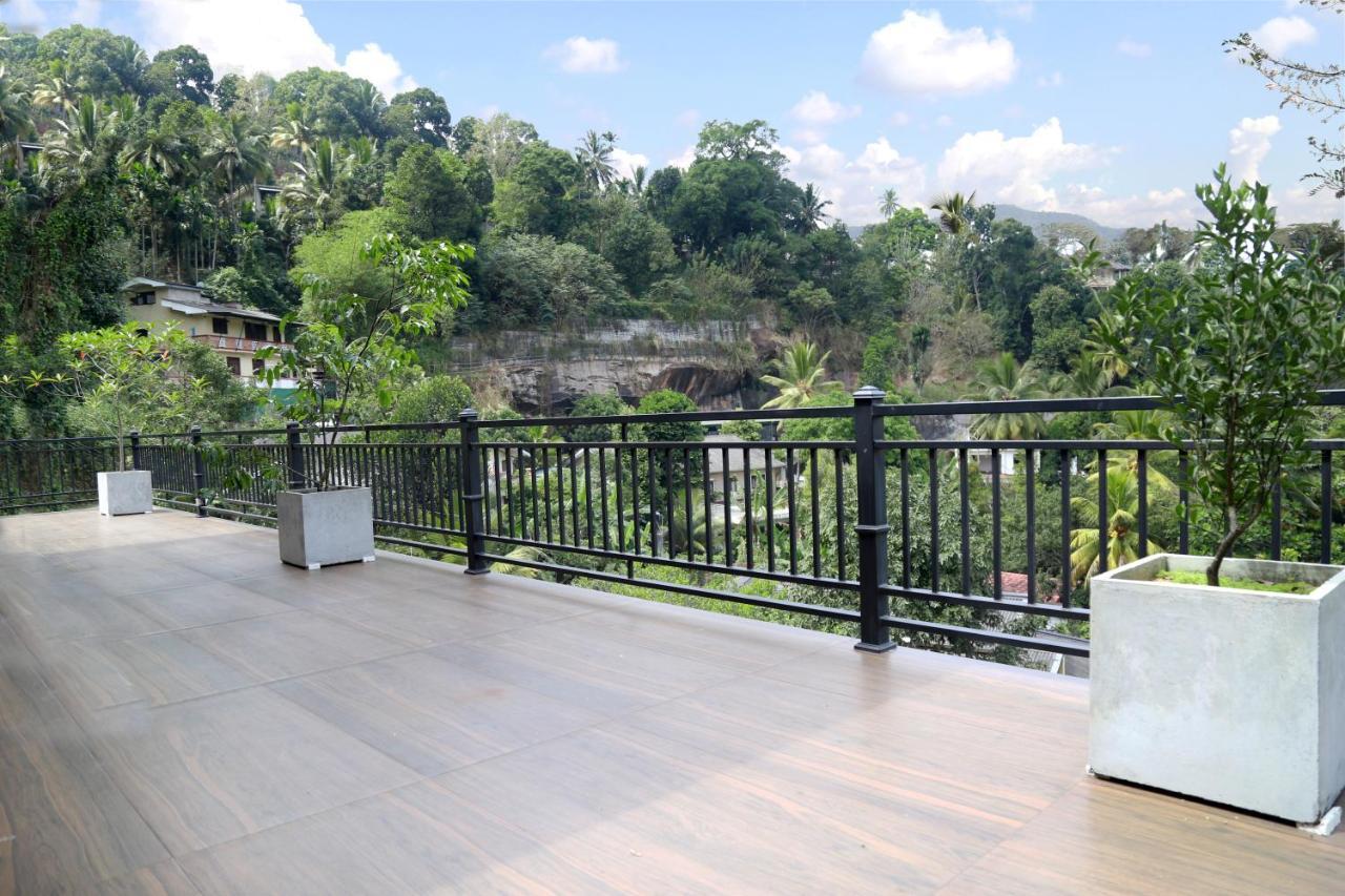 Chathu Holiday Home Kandy Exterior foto